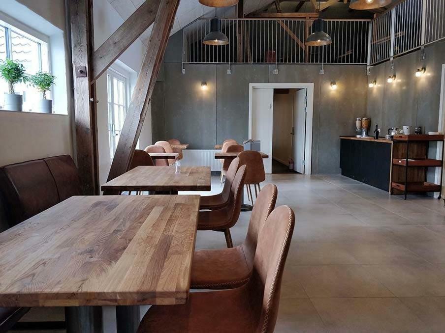 B & B Godstrup - Cafe Og Restaurant Den Gamle Stald Herning Extérieur photo